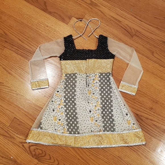 Black and Gold Sheer Sleeve Kameez - Picture 8 of 10